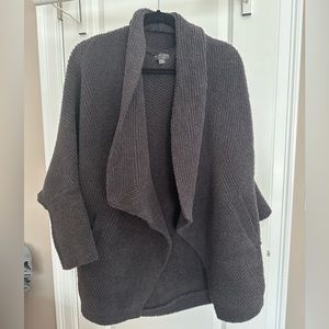 Barefoot dreams wrap